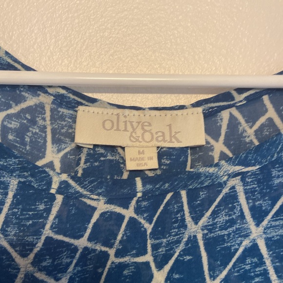 Giraffe Print Blouse - Picture 3 of 3